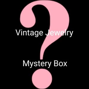 6-Piece Vintage Jewelry Mystery Box